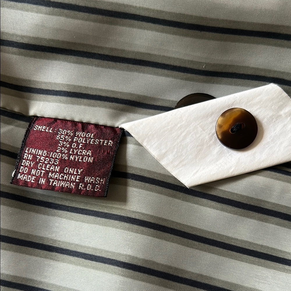 Sharp Vintage Gray/Brown Windowpane Wool Blend Db… - image 7